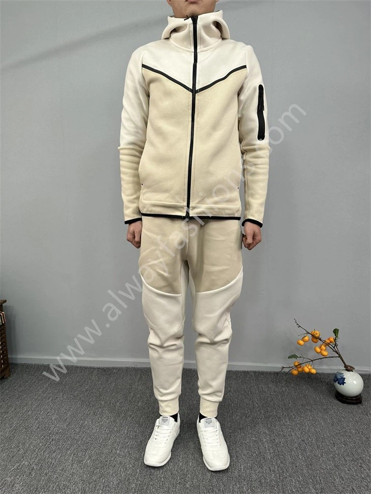 Tracksuit Manufacturer